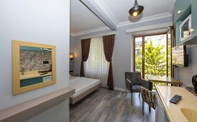 Cirrus Suites
